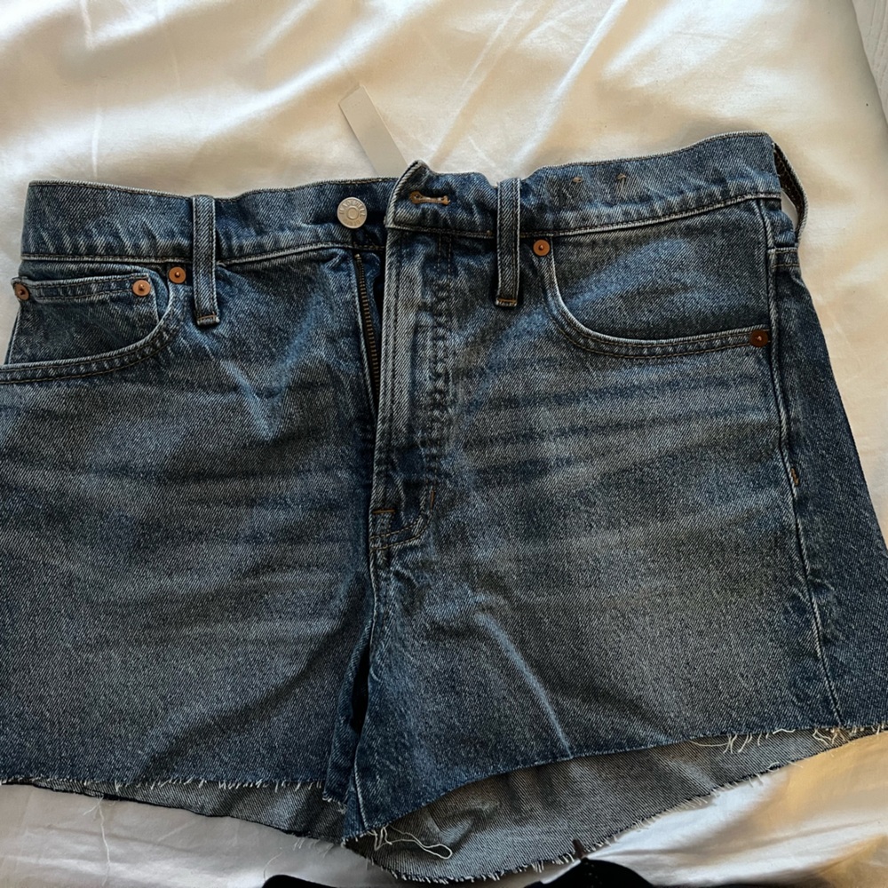 MADEWELL SHOPRTS